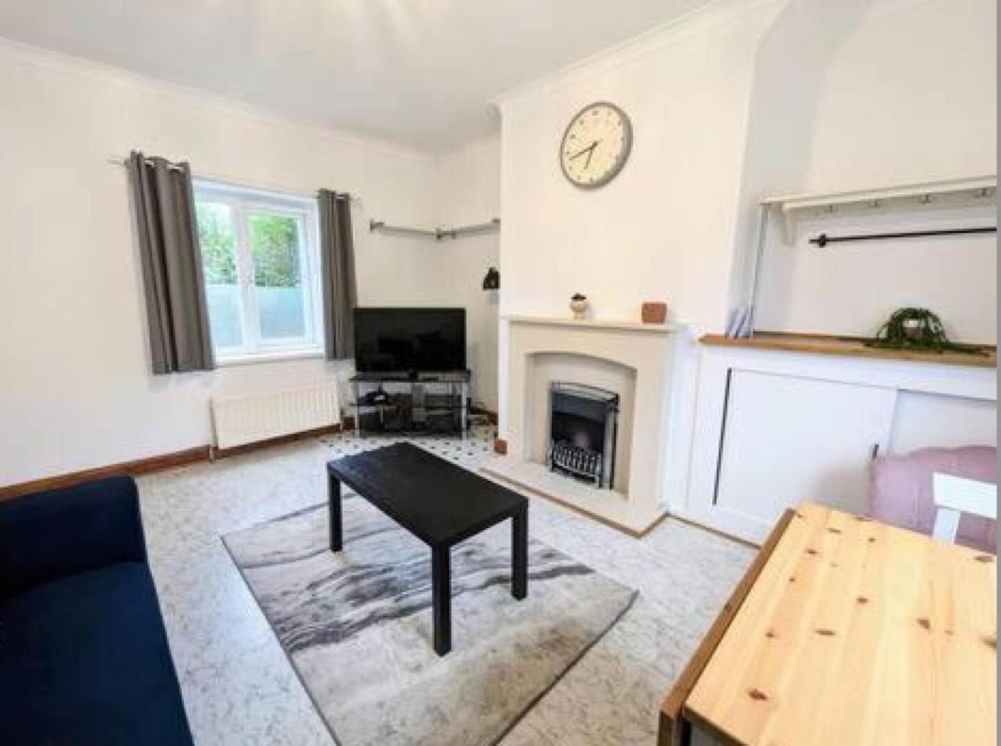 2 Bedroom Home With Driveway Close To Quayside Gateshead Exterior photo